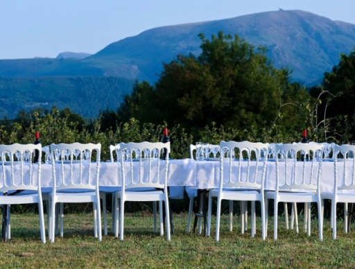 Location de mobilier – Art de la table – Barnums élégants
